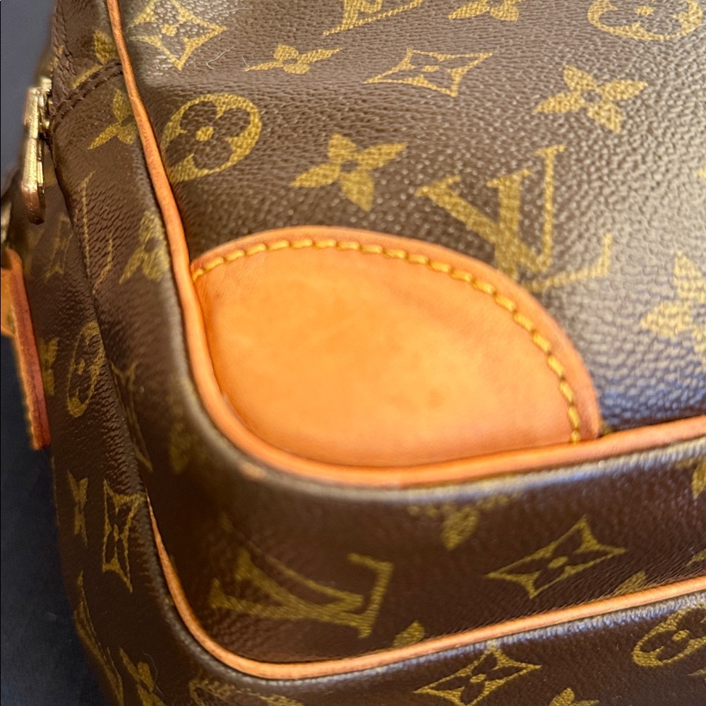 Louis Vuitton Monogram Nile Messenger/Travel Bag France 1990 - Unisex - Picture 7 of 16